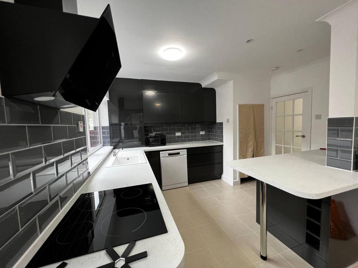 Springfield House- Near Newcastle Centre, Hospital And Keele University! Stoke-on-Trent 외부 사진
